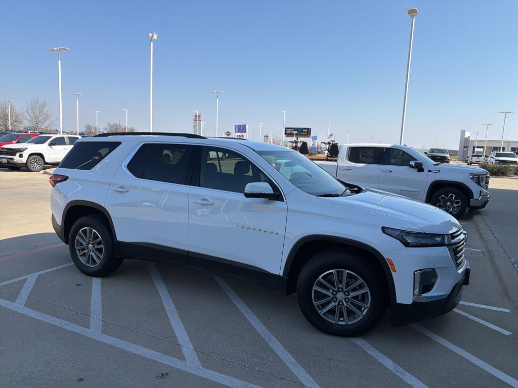 2023 Chevrolet Traverse LT Cloth FWD
