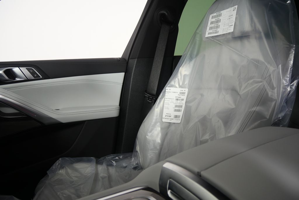 Thumbnail: 2026 BMW X6 - 23