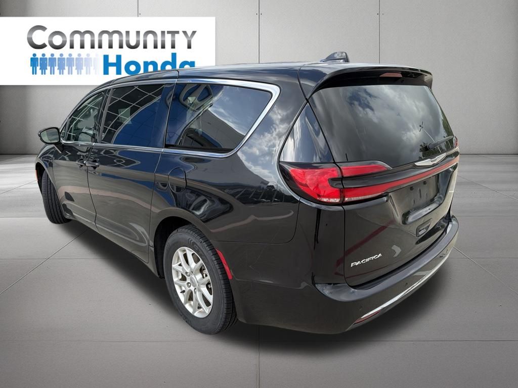 2024 Chrysler Pacifica Touring L Black at Community Toyota