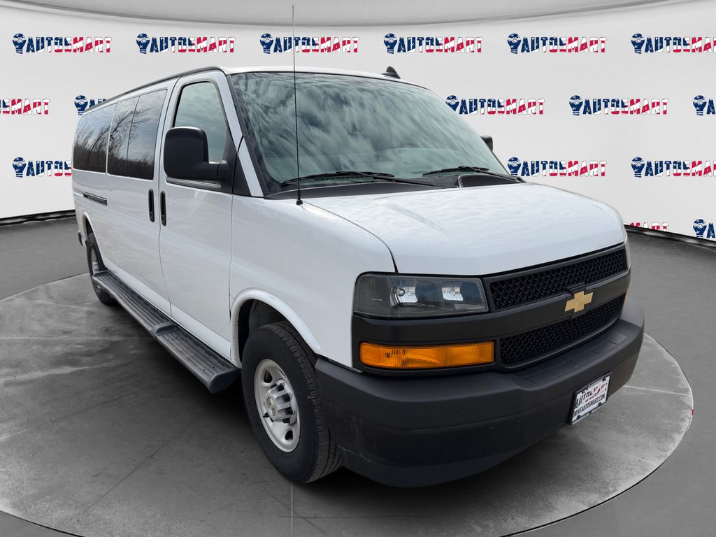 2023 Chevrolet Express 3500