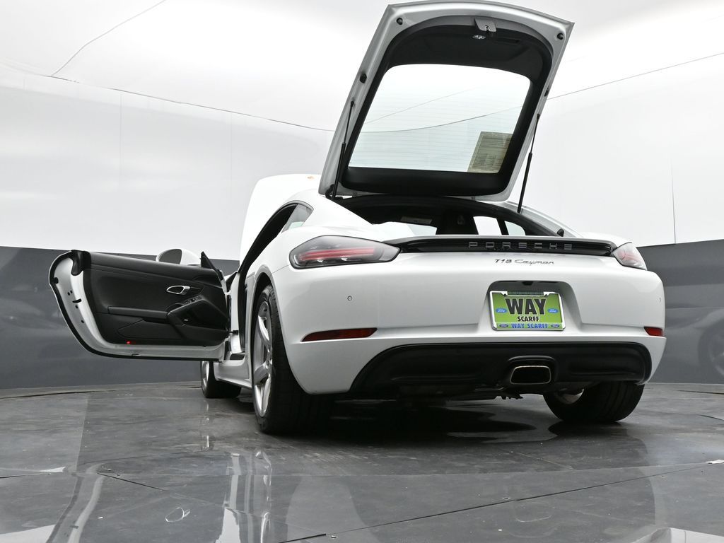 2018 Porsche 718 Cayman Base
