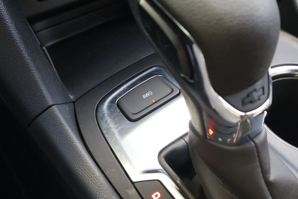 Thumbnail: 2024 Chevrolet Equinox - 22