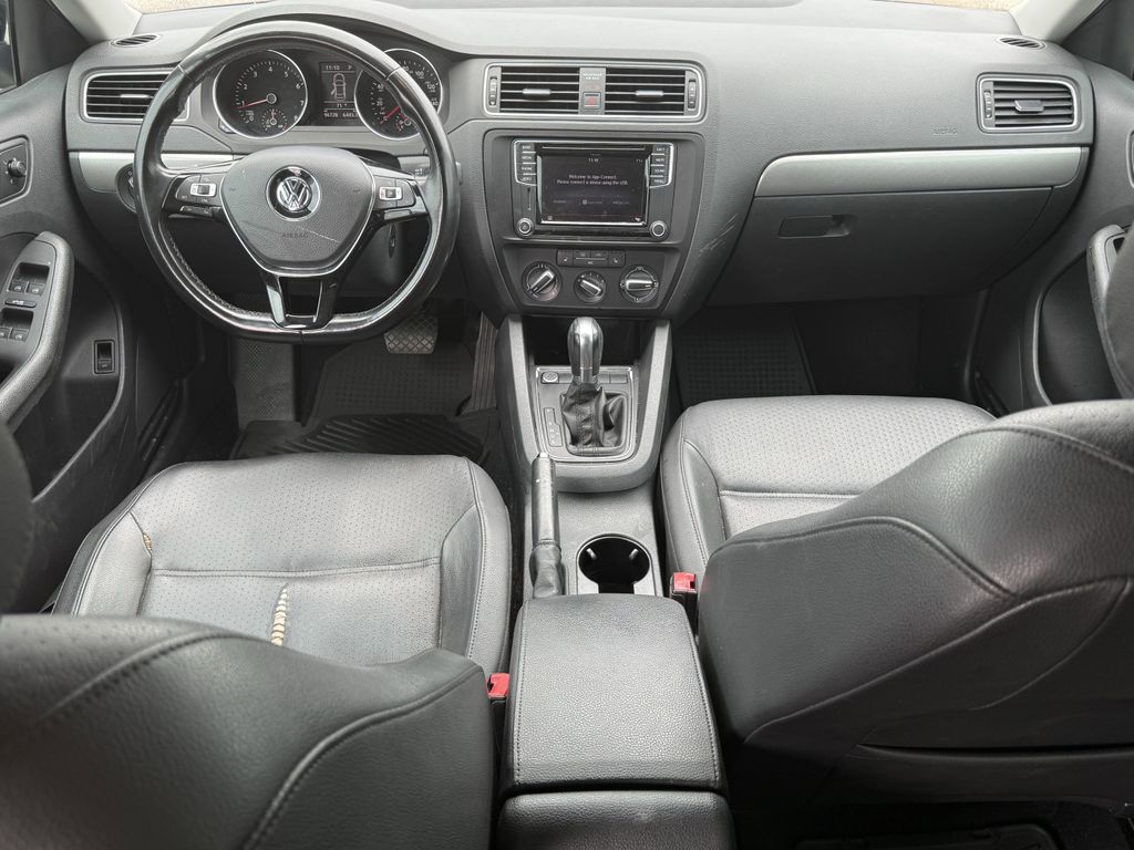 2017 Volkswagen Jetta 1.4T SE Black at Autostrade