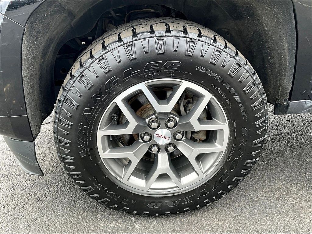 2022 GMC Canyon — photo 7