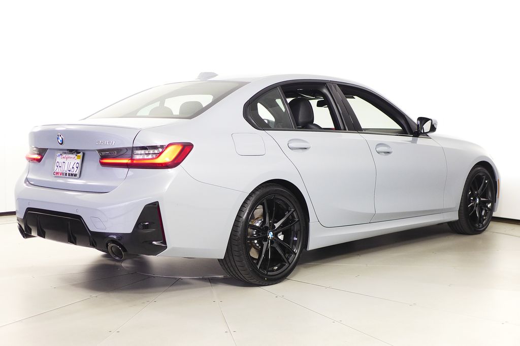 Thumbnail: 2023 BMW 3 Series - 7
