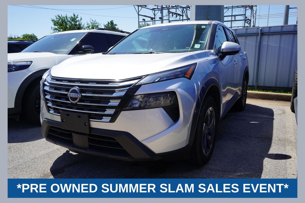 Brilliant Silver Metallic 2025 Nissan Rogue SUV / Crossover Front-Wheel Drive Continuously Variable Transmission