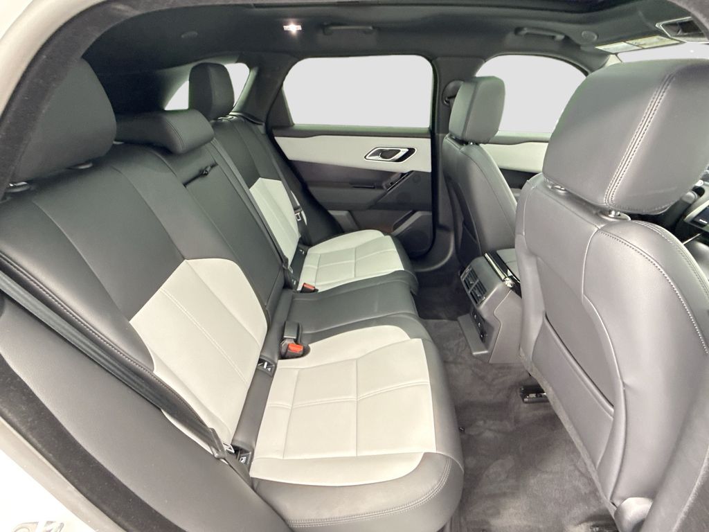Thumbnail: 2026 Land Rover Range Rover Velar - 21