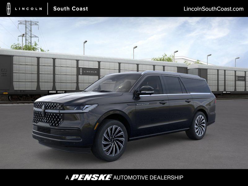 Thumbnail: 2025 Lincoln Navigator L - 1
