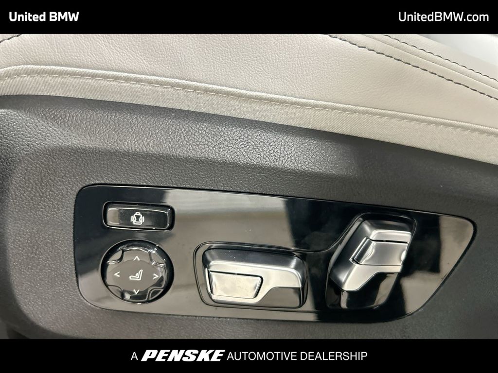 2026 BMW X5 xDrive40i 12