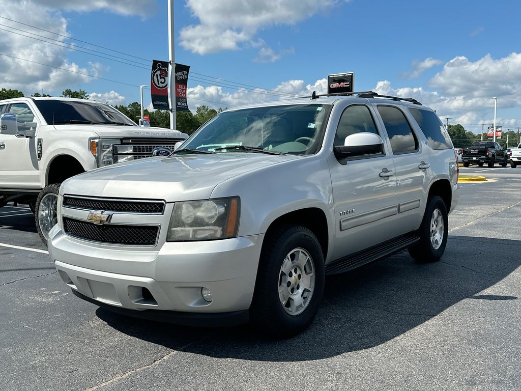 Sheer Silver Metallic 2010 Chevrolet Tahoe SUV / Crossover 4X2 6-Speed Automatic Overdrive