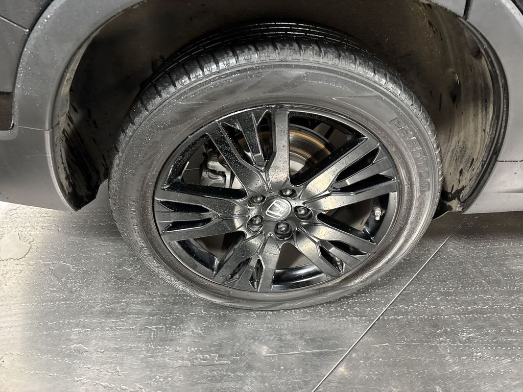 used 2022 Honda Pilot car, priced at $28,407