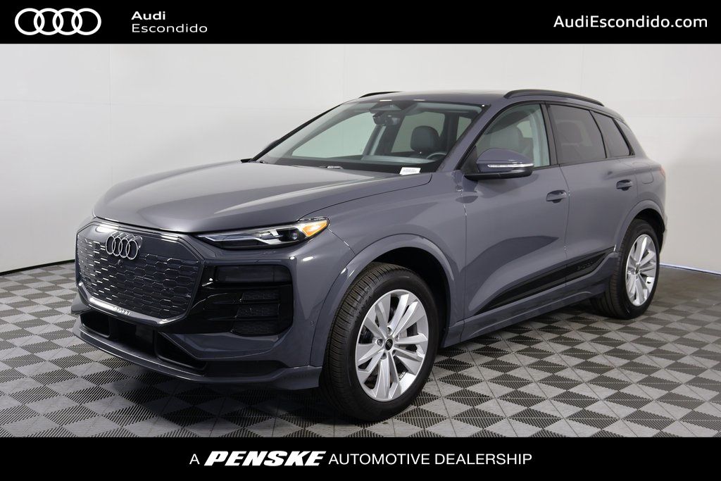 Thumbnail: 2025 Audi Q6 e-tron - 1