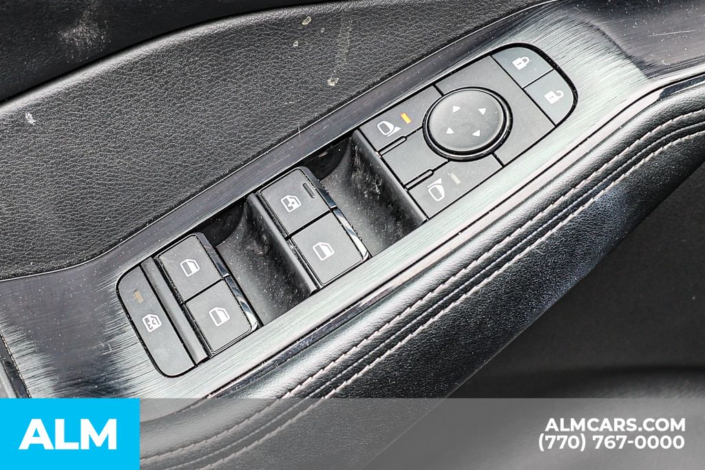 Used 2025 Blue Nissan SV image 49