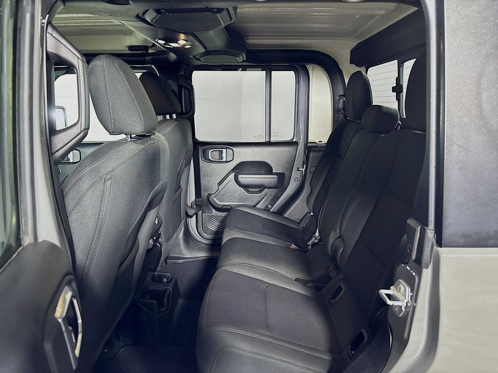 2022 Jeep Gladiator Altitude