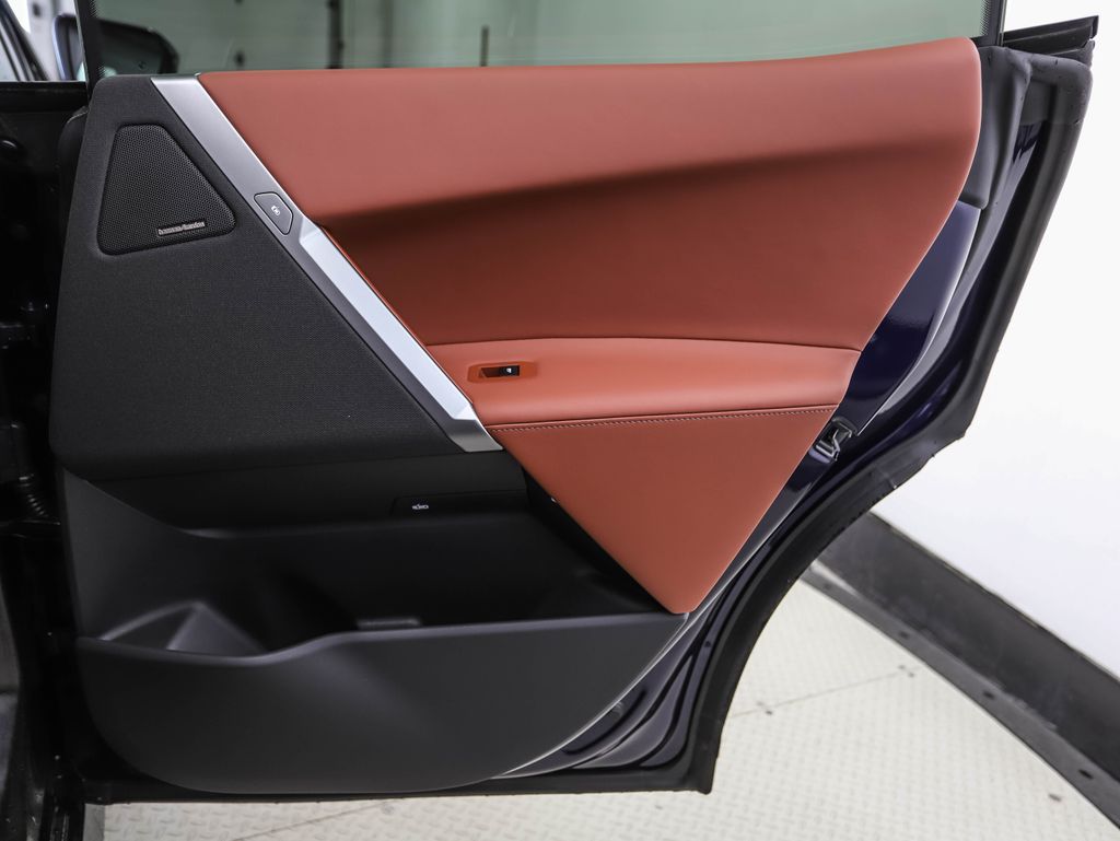 Thumbnail: 2026 BMW iX - 25