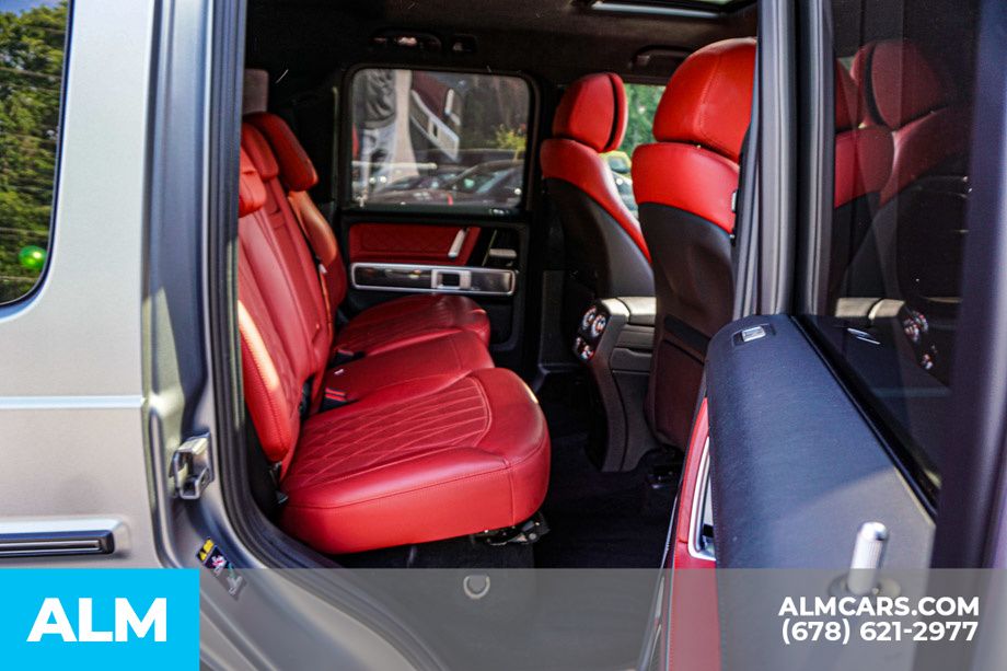 Used 2023 Gray Mercedes-Benz G 550 image 22