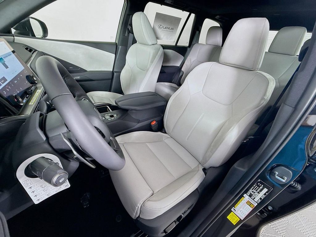 Thumbnail: 2026 Lexus TX - 16