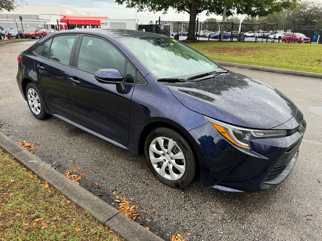 2023 Toyota Corolla LE 7