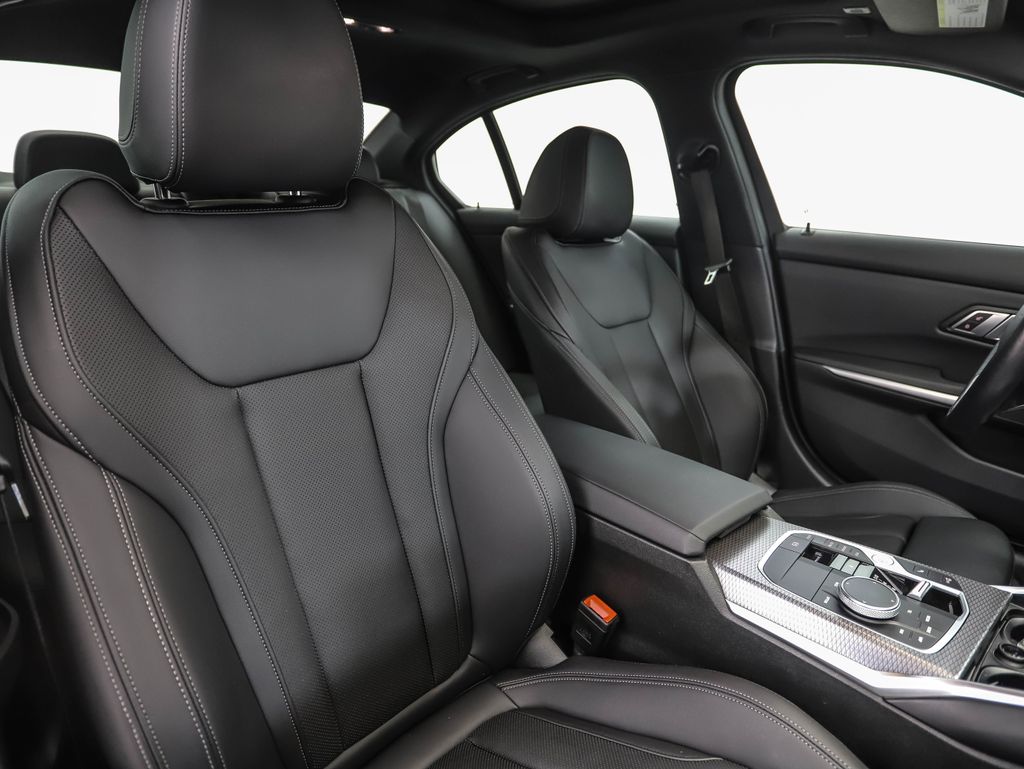 Thumbnail: 2023 BMW 3 Series - 30