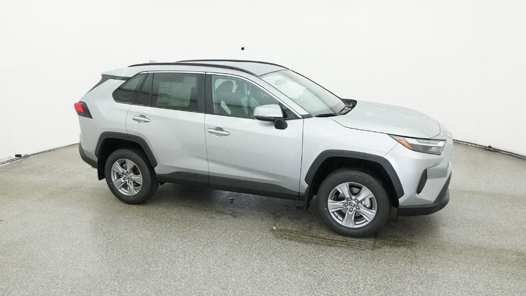 Thumbnail: 2025 Toyota RAV4 - 16