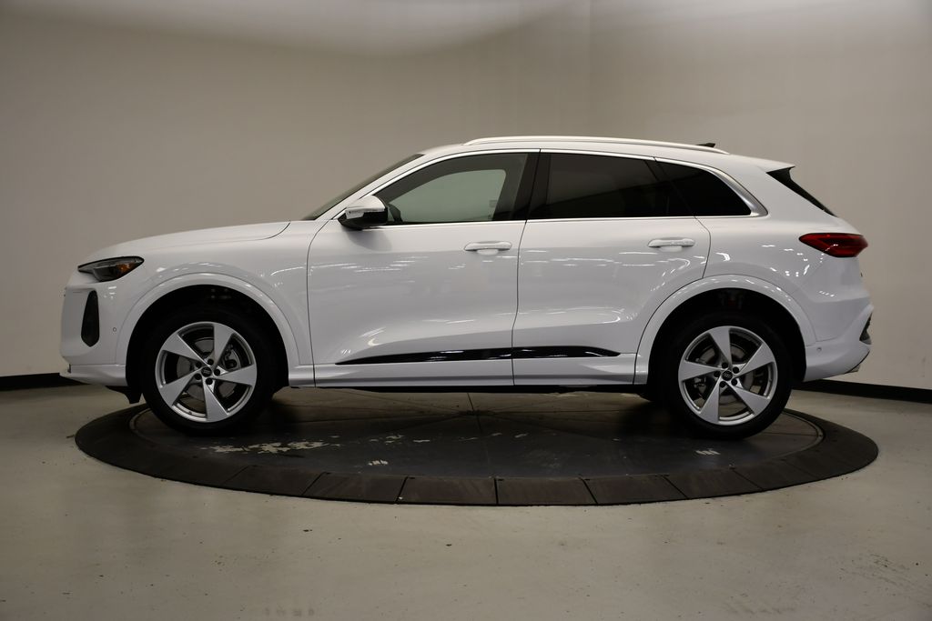 Thumbnail: 2025 Audi Q5 - 2