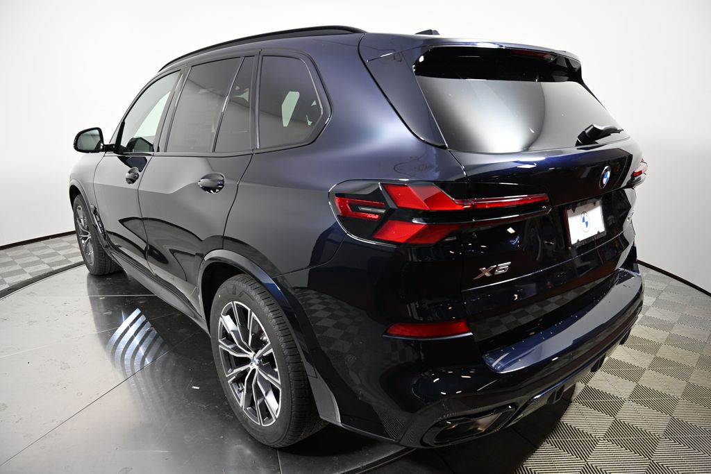 Thumbnail: 2026 BMW X5 - 3