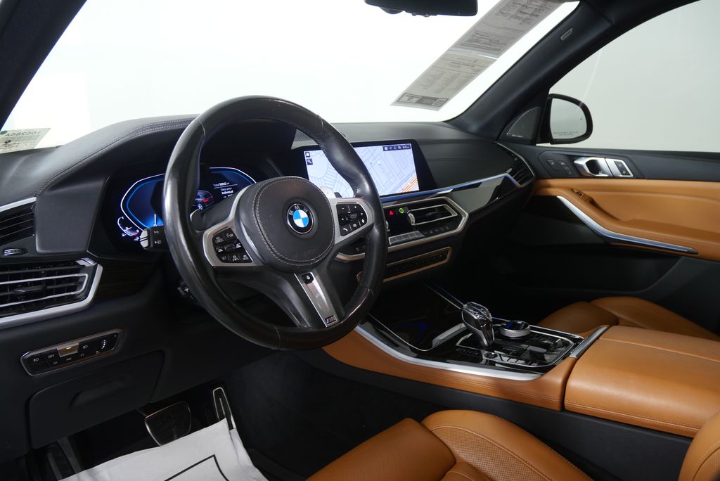 Thumbnail: 2021 BMW X5 - 11