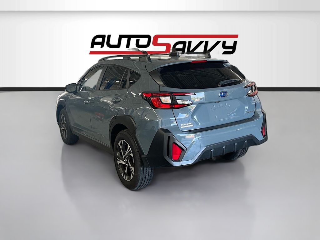 Used 2025 Blue Subaru Premium image 5