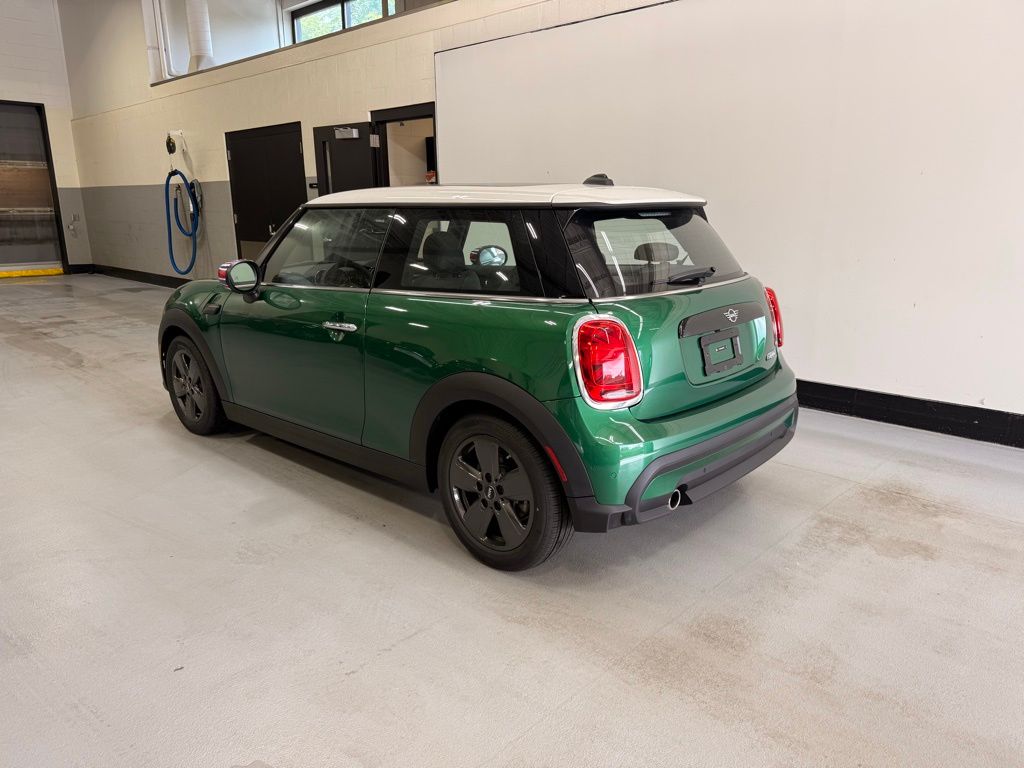 2024 MINI Cooper  3