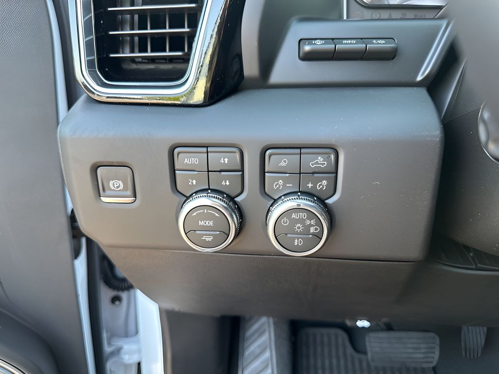 New 2026 White GMC Denali Ultimate image 29