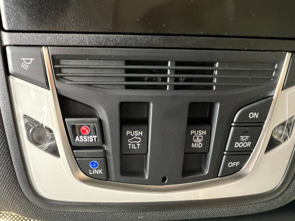 new 2026 Acura RDX car, priced at $46,550