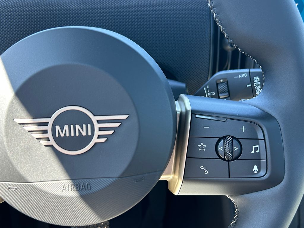 Thumbnail: 2025 MINI Cooper Hardtop - 20