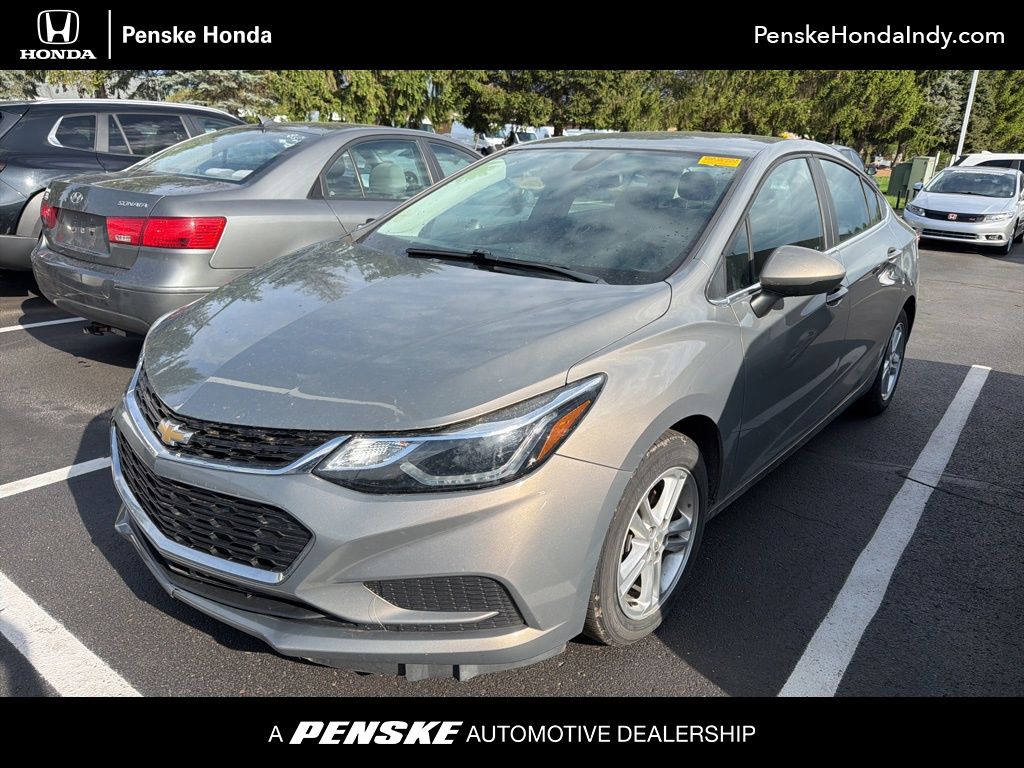 2017 Chevrolet Cruze LT -
                  Indianapolis, IN