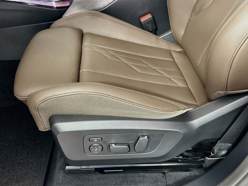 Thumbnail: 2026 BMW X3 - 21