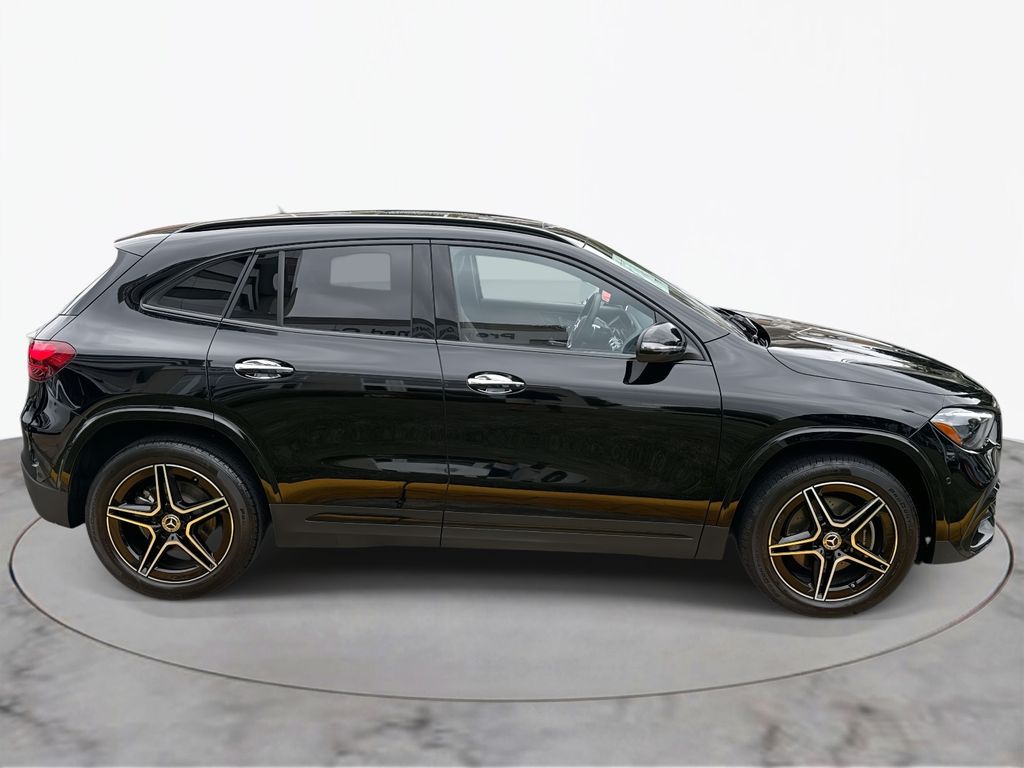 Thumbnail: 2025 Mercedes-Benz GLA - 6