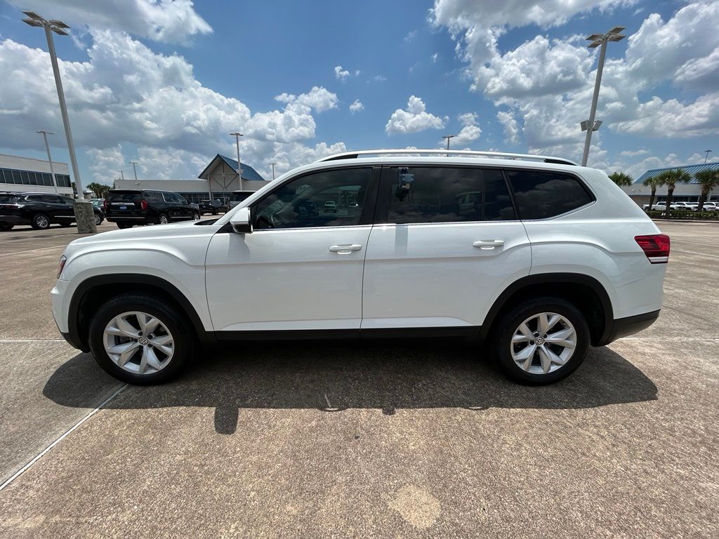 2019 Volkswagen Atlas 2.0T SE w/Technology  at Community Toyota