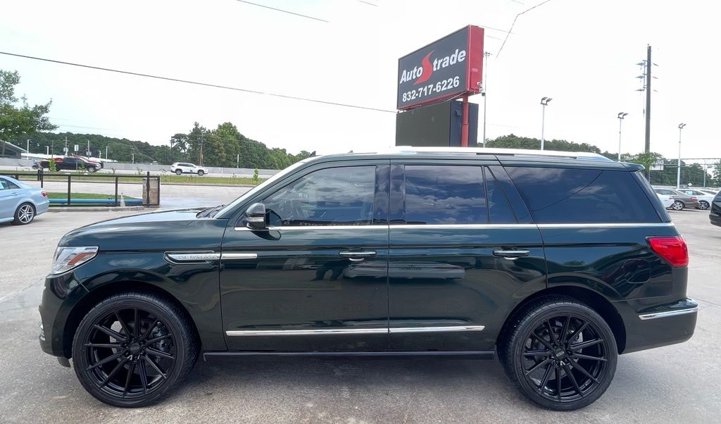 2021 Lincoln Navigator Reserve Green at Traditions Chevrolet