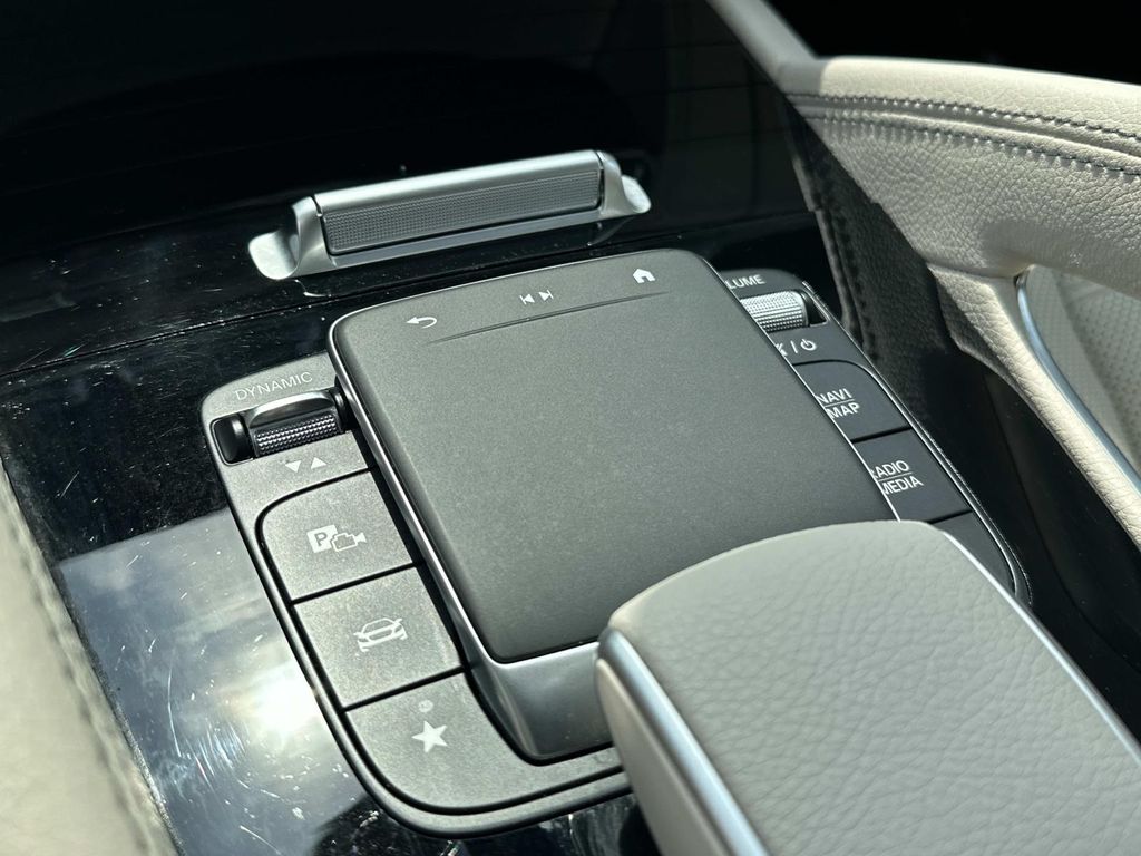 Thumbnail: 2024 Mercedes-Benz GLS - 25