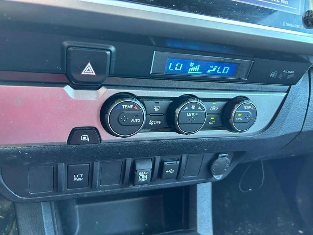 Thumbnail: 2023 Toyota Tacoma - 25