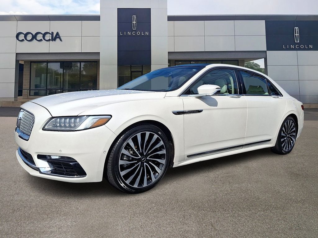 White Platinum Clearcoat Metallic 2018 Lincoln Continental Sedan All-Wheel Drive 6-Speed Automatic