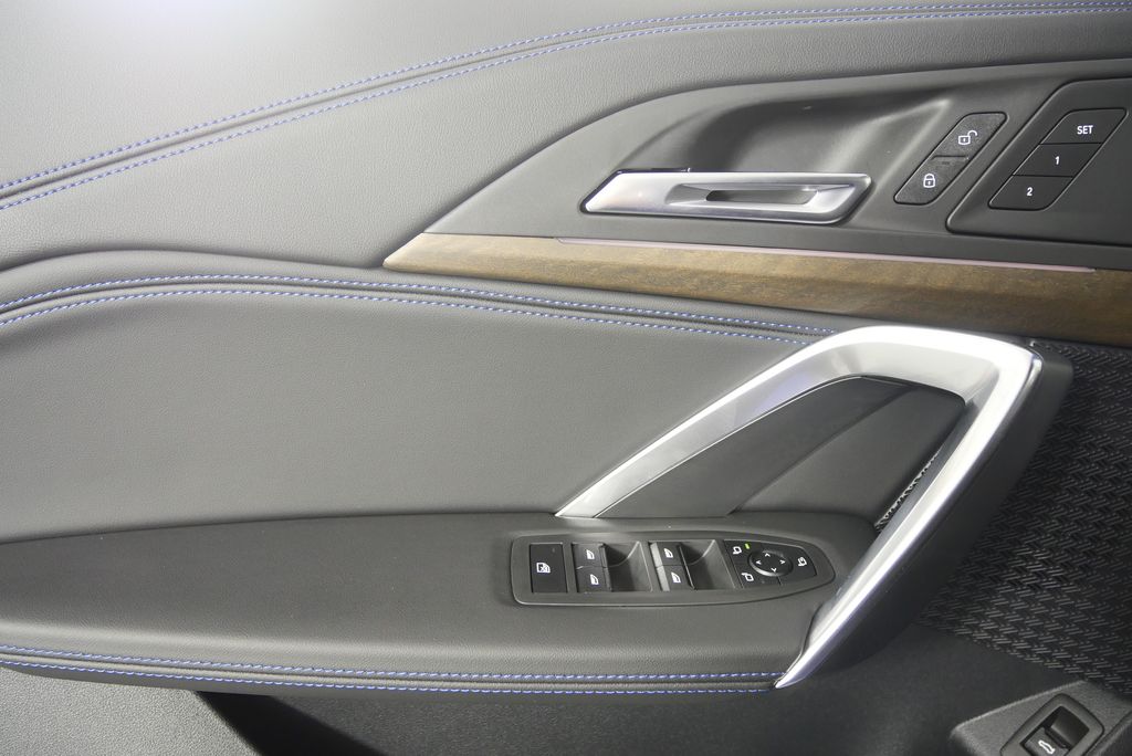 Thumbnail: 2025 BMW X1 - 8