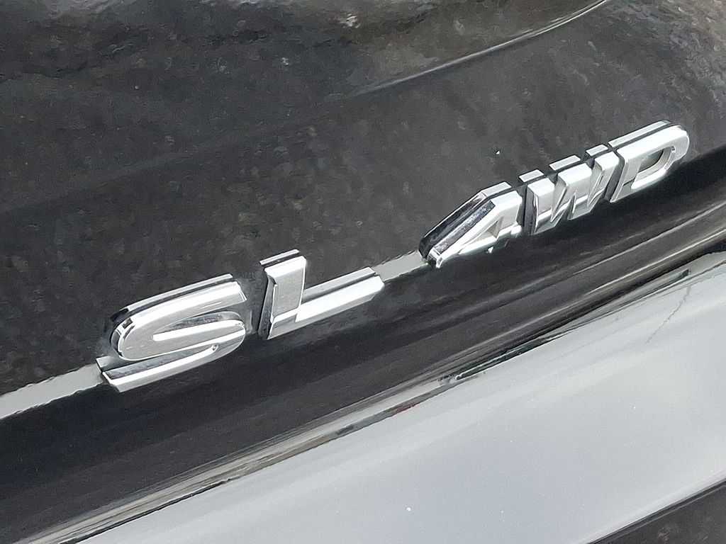 Thumbnail: 2024 Nissan Pathfinder - 32