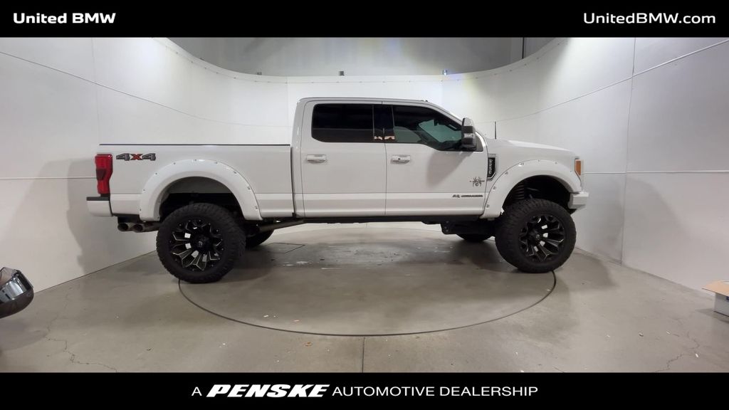Thumbnail: 2019 Ford Econoline - 9