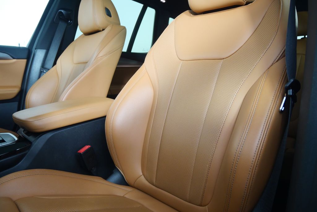 Thumbnail: 2023 BMW X3 - 11