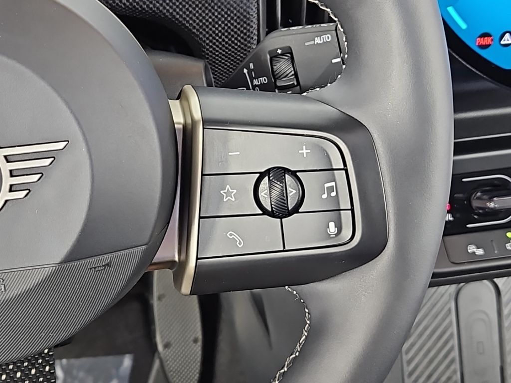 Thumbnail: 2025 MINI Cooper - 27