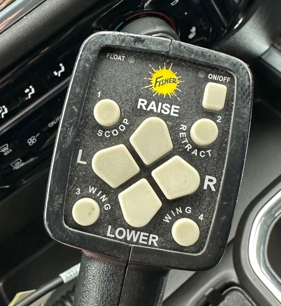 used 2024 Chevrolet Silverado 1500 car, priced at $43,985