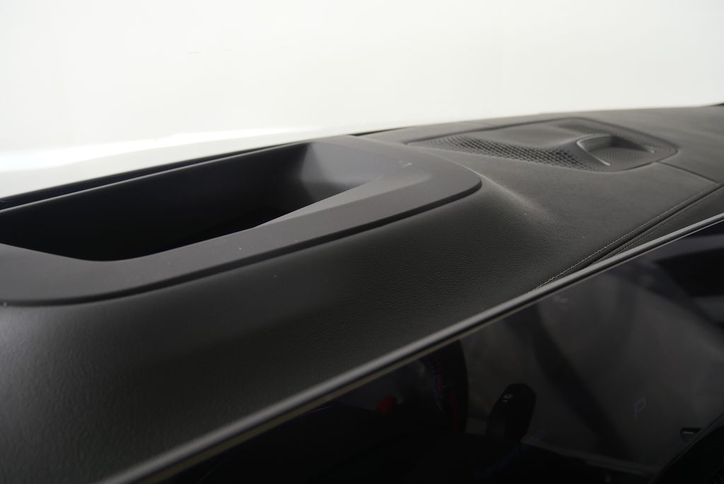 Thumbnail: 2026 BMW X6 - 21