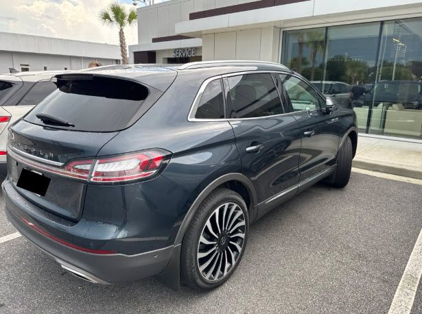 2023 Lincoln Nautilus Black Label