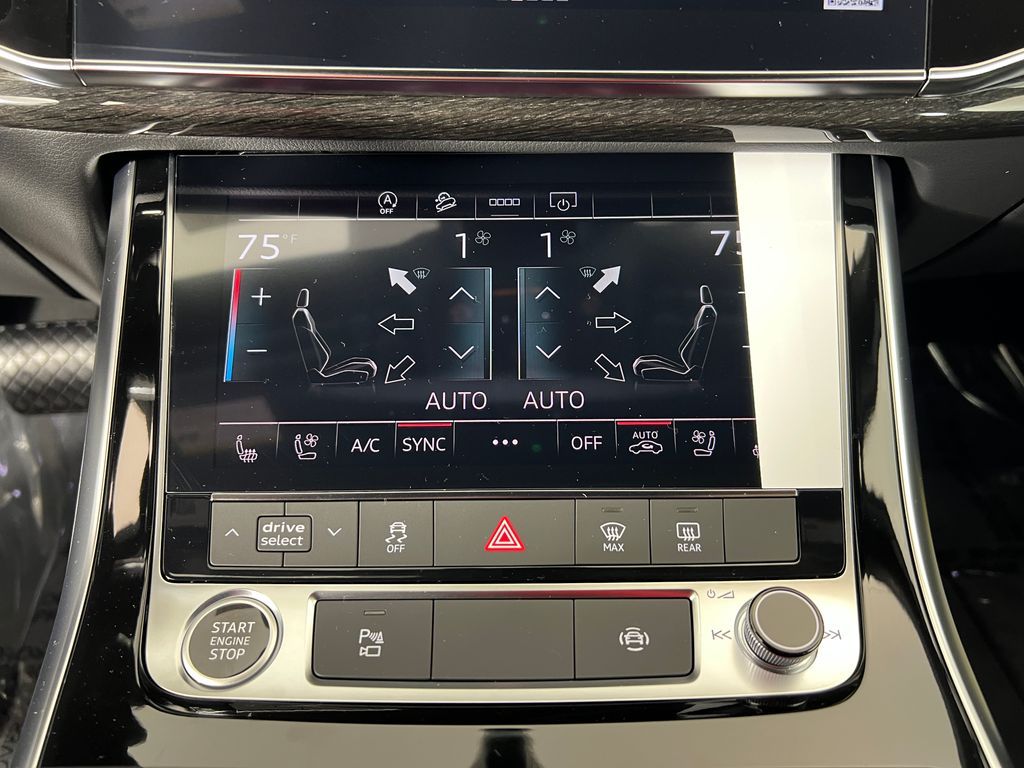 Thumbnail: 2025 Audi Q7 - 20