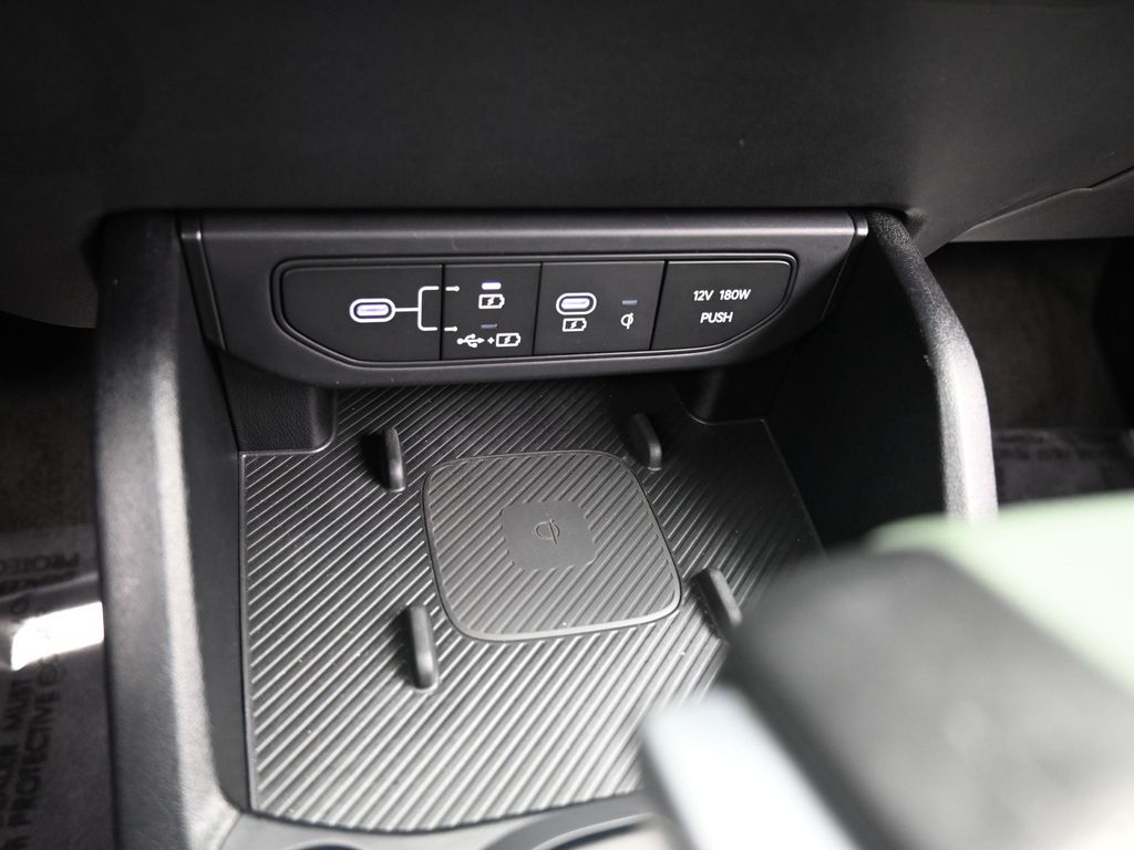 Used 2025 Interstellar Gray Kia EX image 26